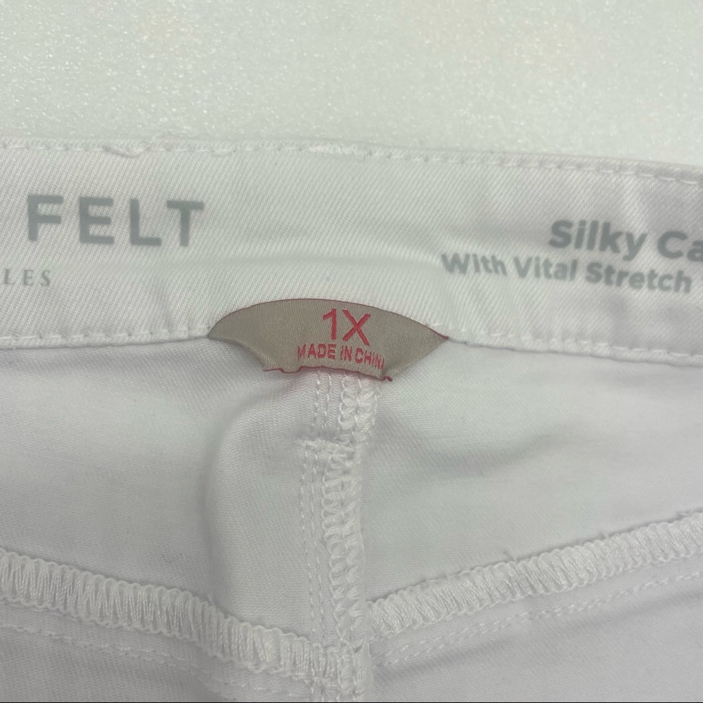 1X Laurie Felt Regular Colored Silky Denim Capri Pull On Jeans White Plus - Picture 12 of 15